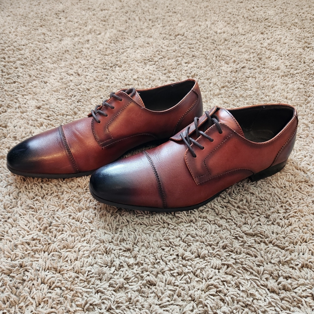 Express Genuine Leather Men Dress Shoes Hand Made Sole Size 10.5